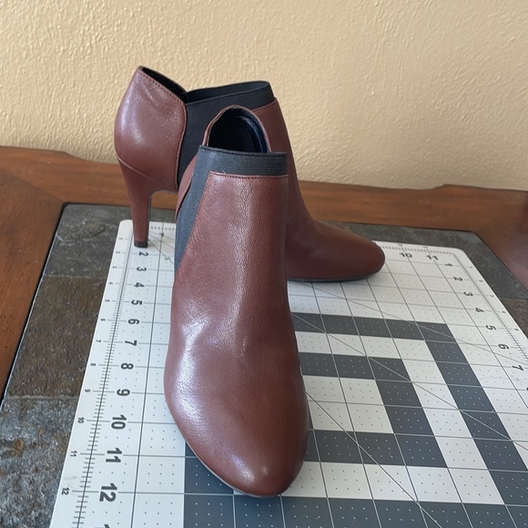 Isaac Mirzahi Live Viviana brown leather ankle boots with heels - Picture 5 of 11